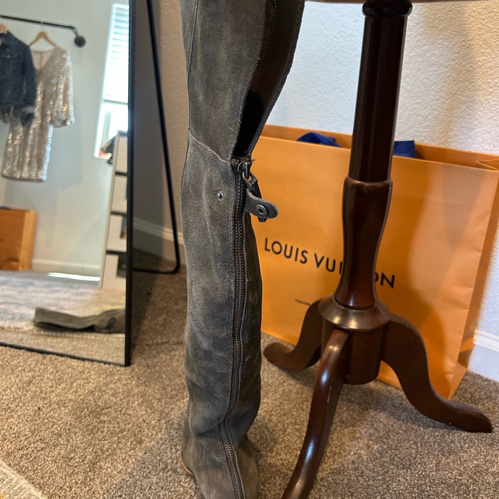 Dolce Vita Suede Knee-High Boots in Grey - Picture 3 of 4